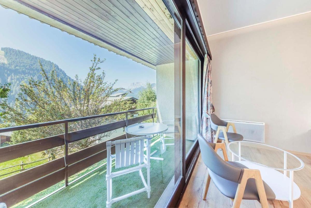 Vue générale sur la montagne ou vue sur la montagne depuis l'hôtel