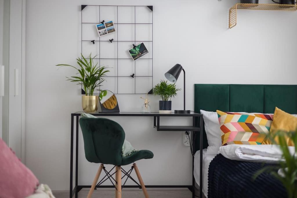 Specious Studio with Park View by ECRU WWA23 - Housity
