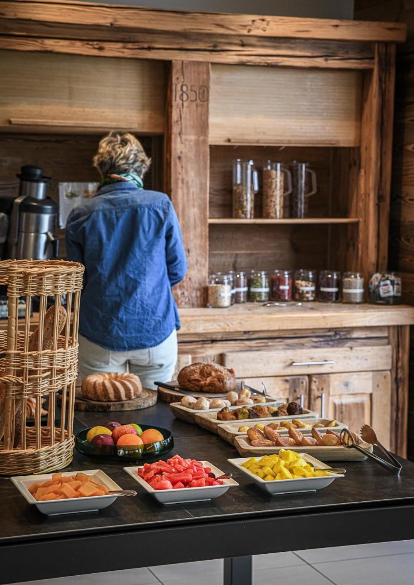 Nourriture dans l'hôtel ou à proximité