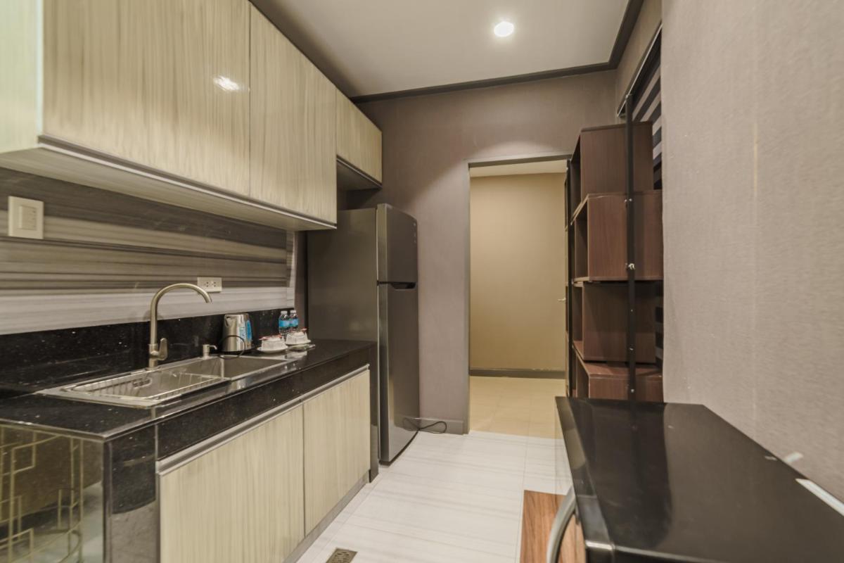 Robertson Hotel - Housity