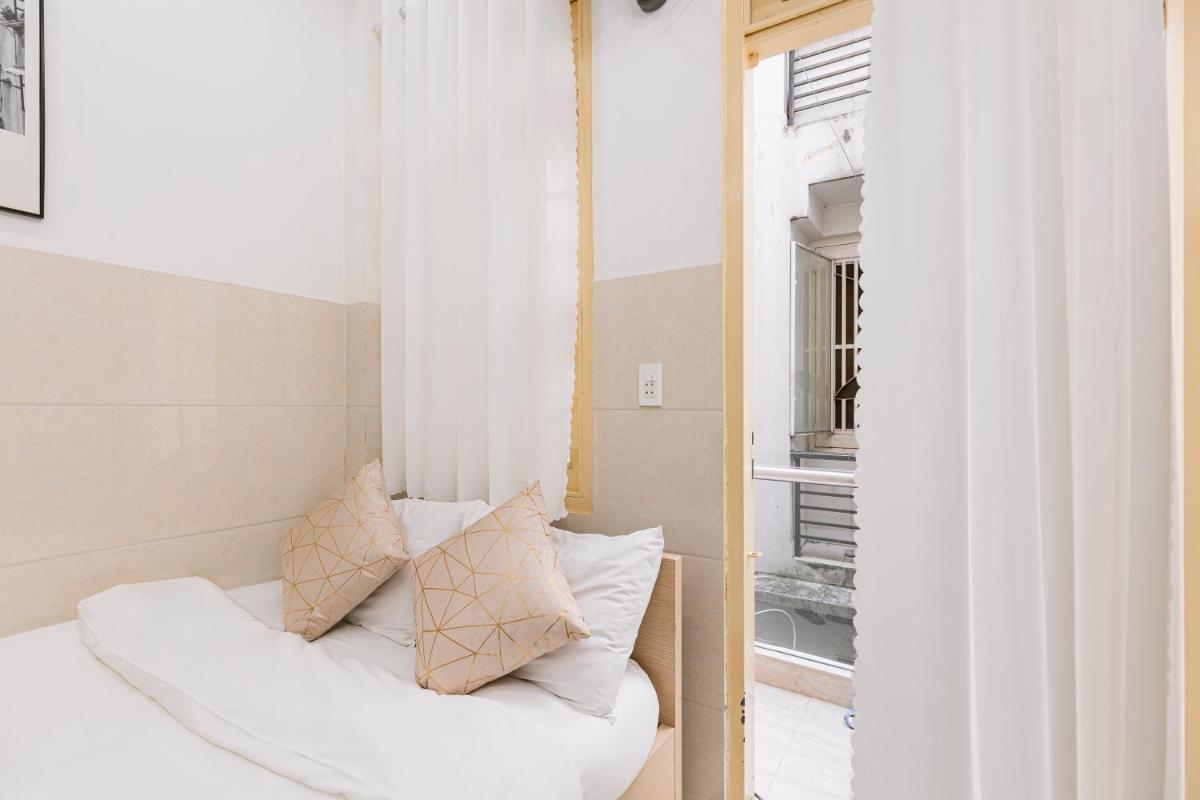 District 1 Hidden Studio Treasure - Hizvo