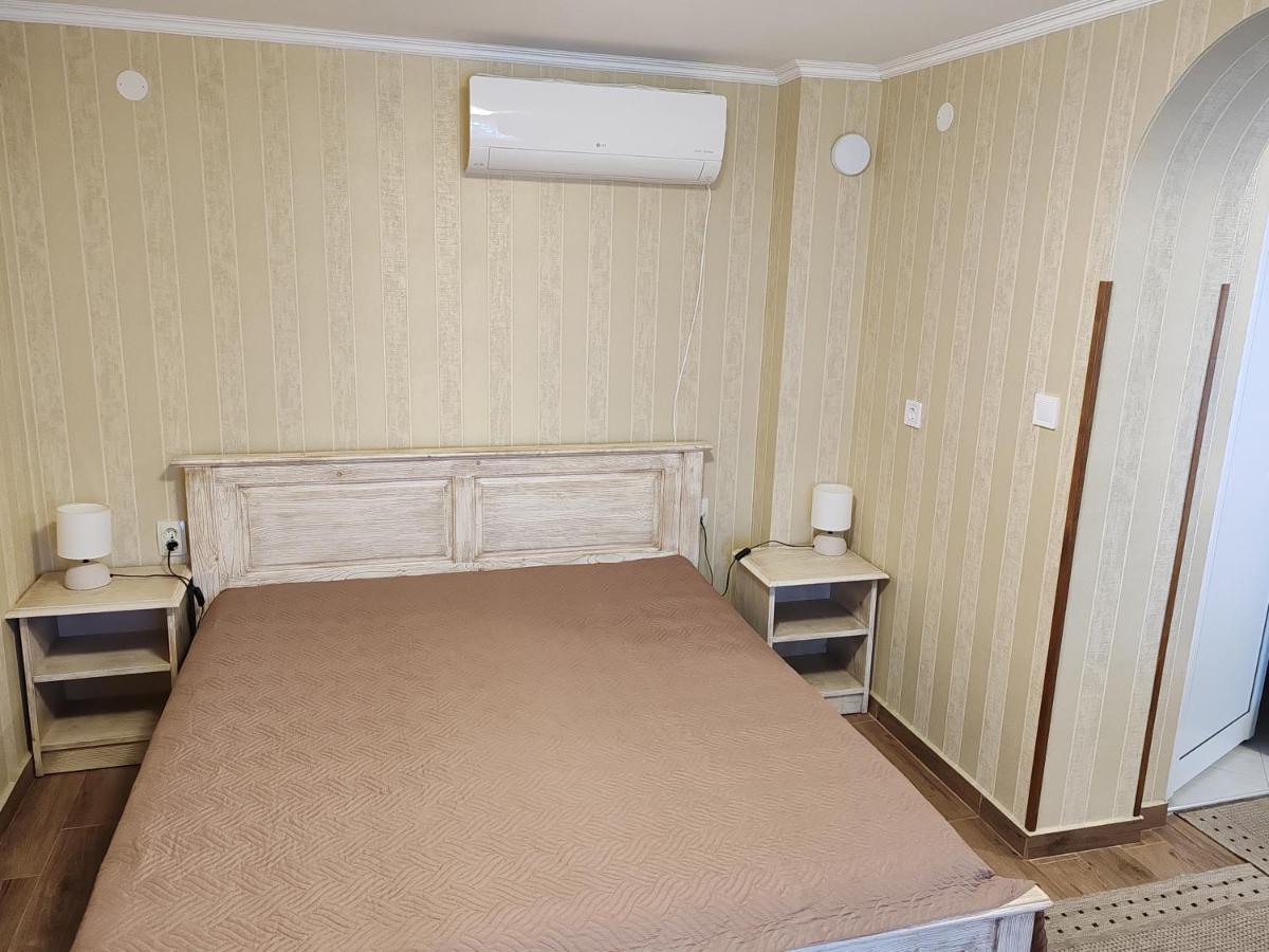 Самостоятелна Вила в Хаджи Марковата къща за гости в Дряново - Housity