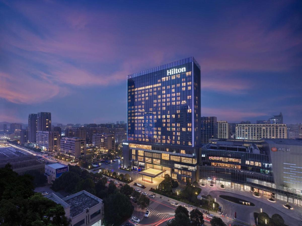 Hilton Taizhou - Housity