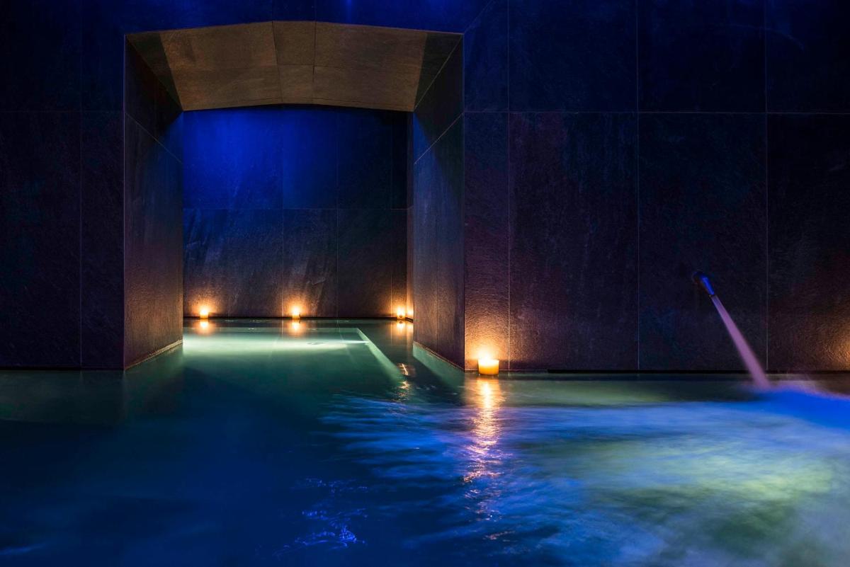 Hyatt Centric Milan Centrale - Housity