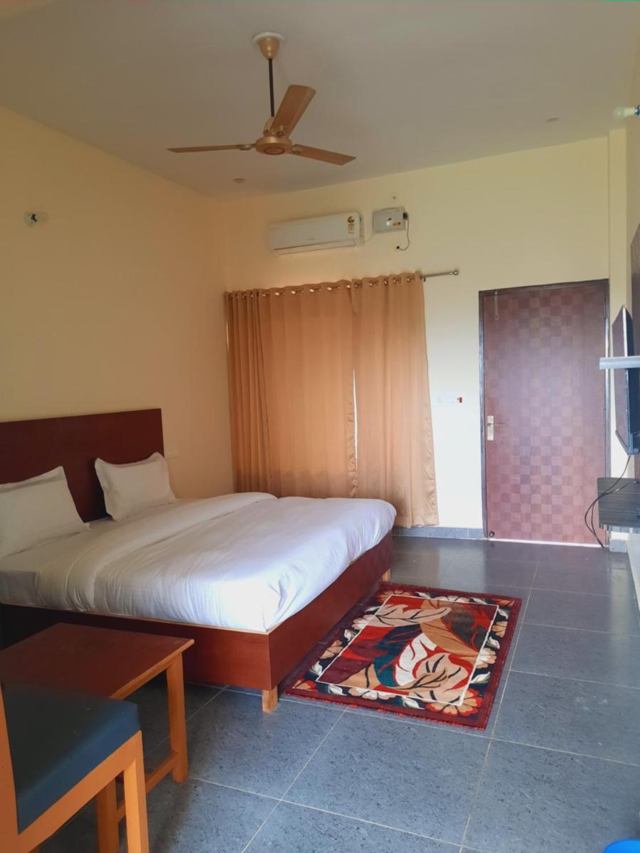 Mountain View Golden Category Rooms - Housity