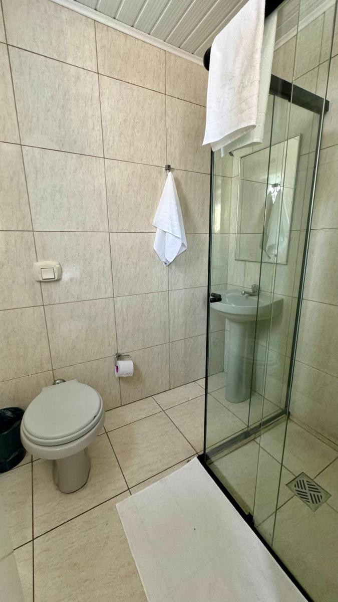 Hotel Tubarao - Housity