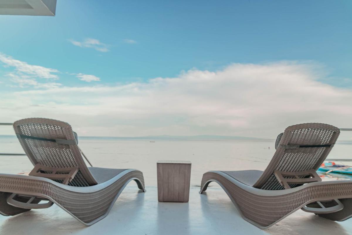 GT Seaside Inn - Housity