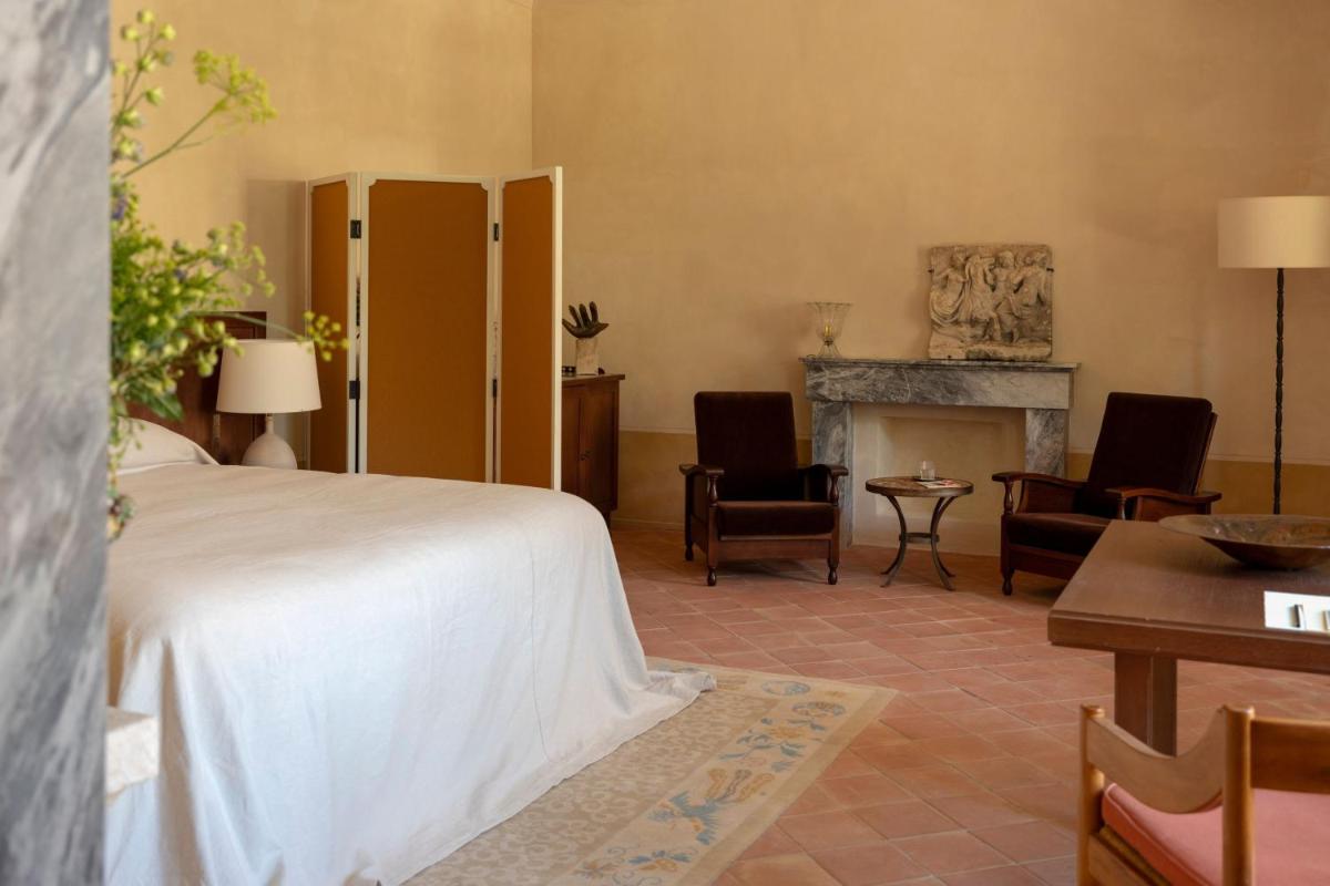 Un ou plusieurs lits dans un hébergement de l'établissement Hôtel du Couvent, a Luxury Collection Hotel, Nice