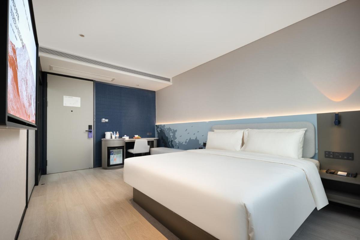 Atour Light Hotel Jinan The Laming Lake Scenic Area - Hizvo