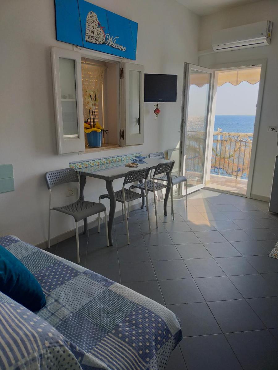 Casa Adriana Fronte Mare - Hizvo