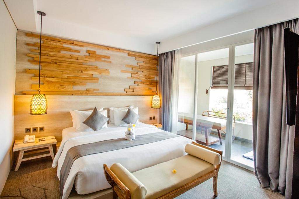 Jimbaran Bay Beach Resort and Spa by Prabhu - Housity