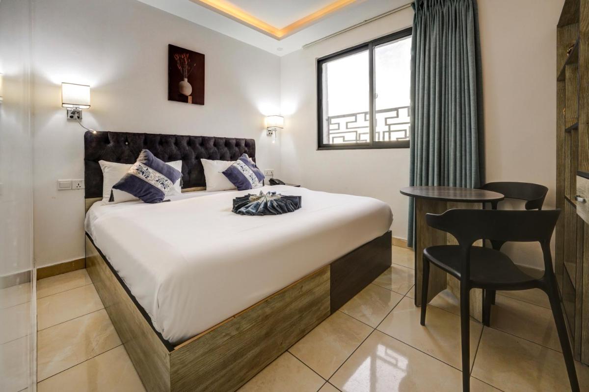 Down Town Hotel - Housity