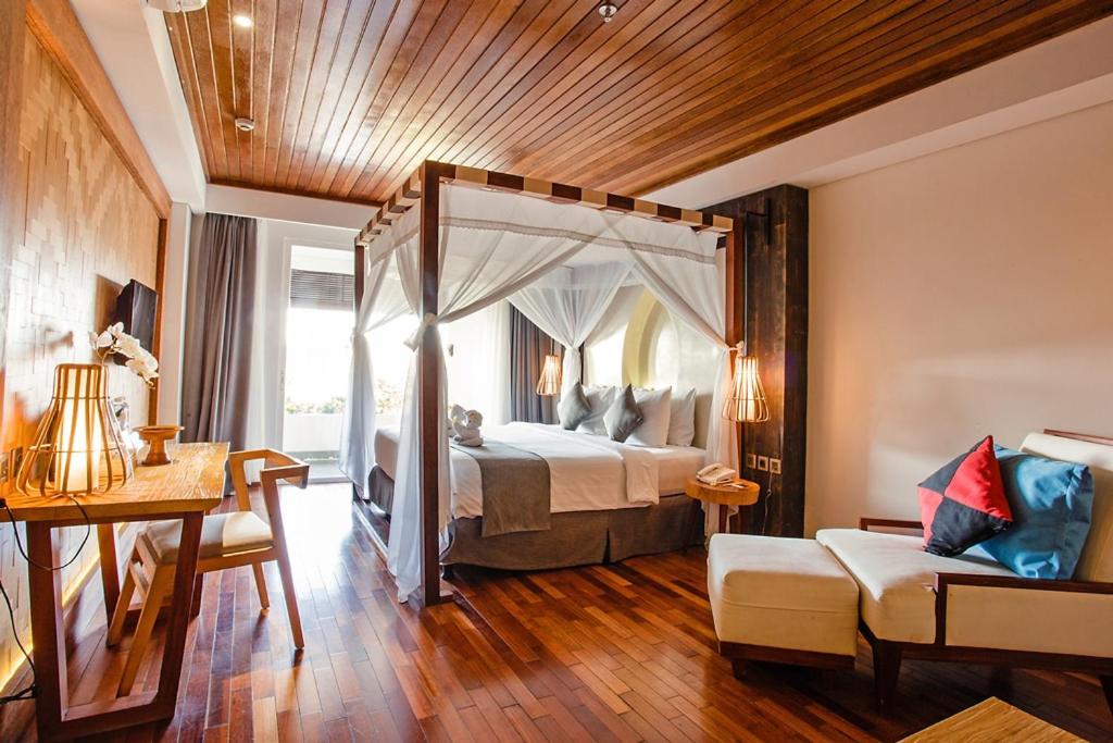 Jimbaran Bay Beach Resort and Spa by Prabhu - Housity