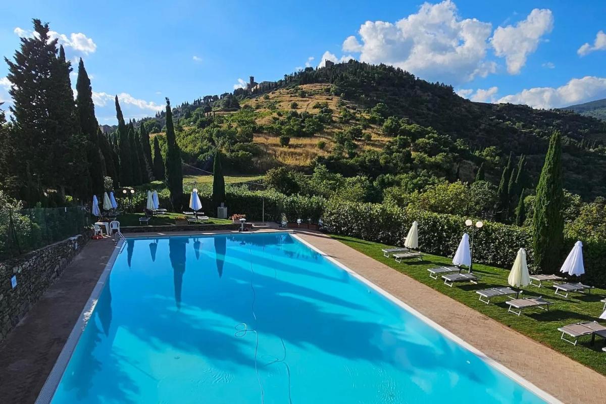 CORTONA SUITE - THE HOUSE WITH WELL and THE FRESCOS PALACE - Housity