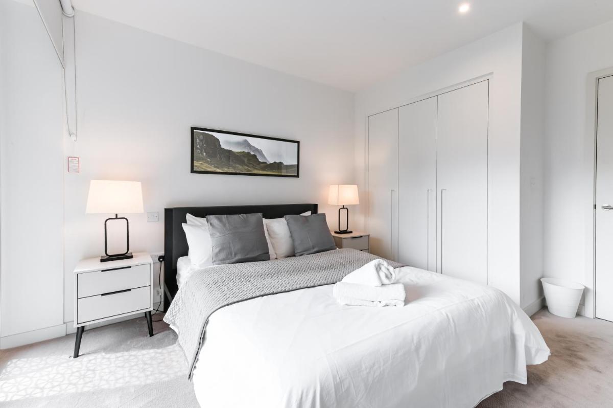 Khayat Homes - The Cosy Cabo - One Bed Apt - Housity
