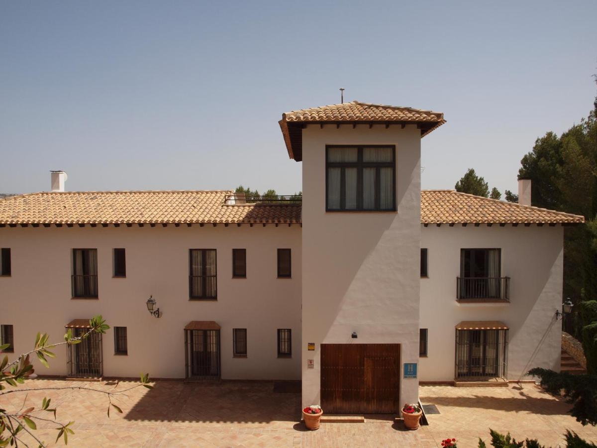 Hotel Rural La Alcanacia - Housity