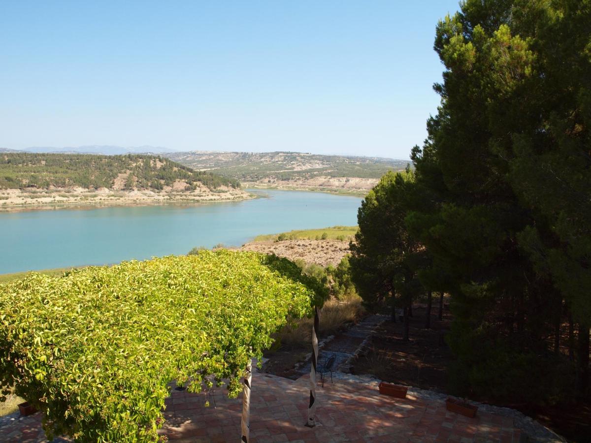 Hotel Rural La Alcanacia - Housity