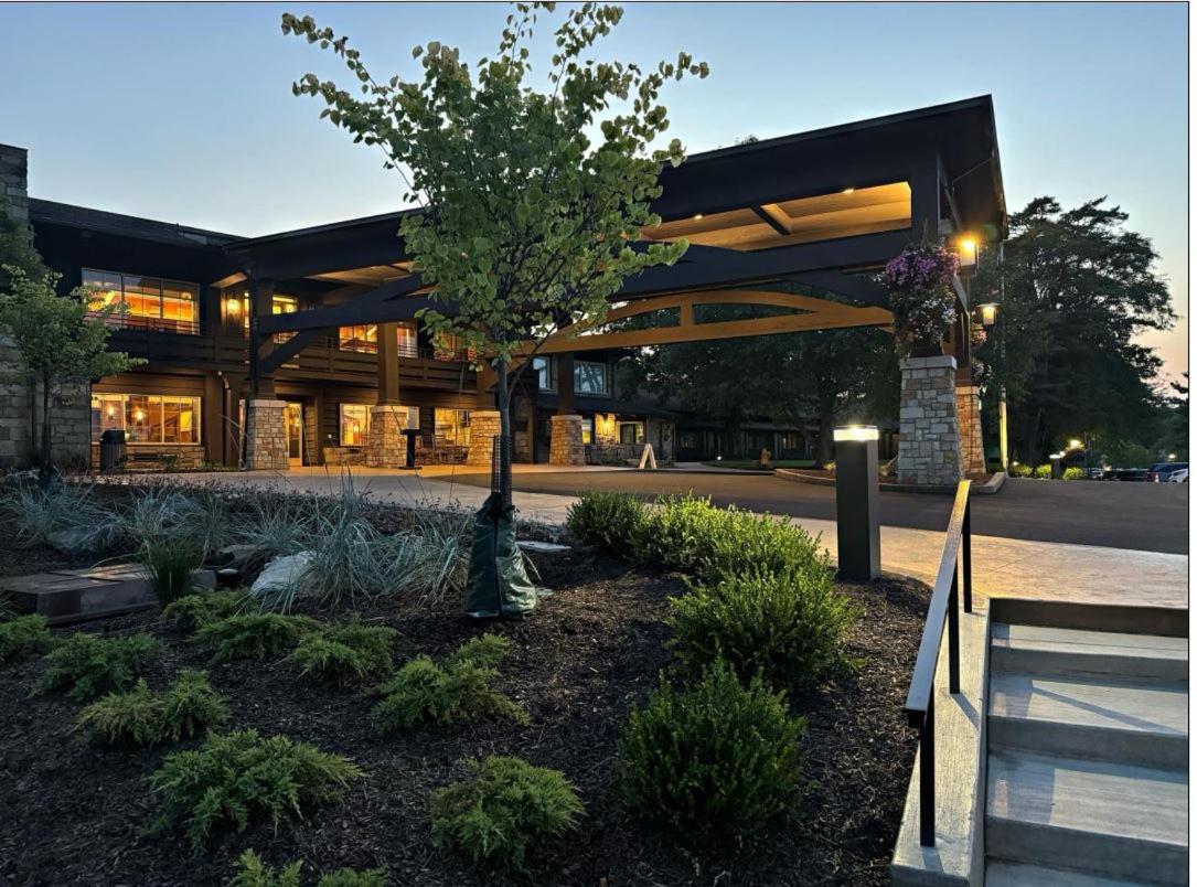 Oglebay Resort - Housity