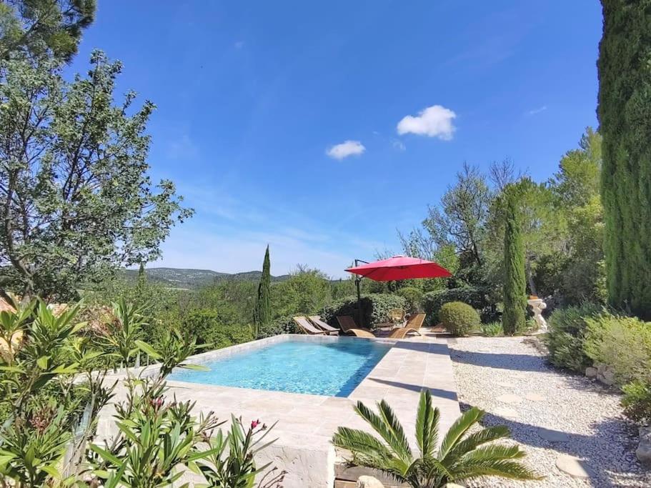 Les cigales magnifique maison en bois avec piscine - Housity