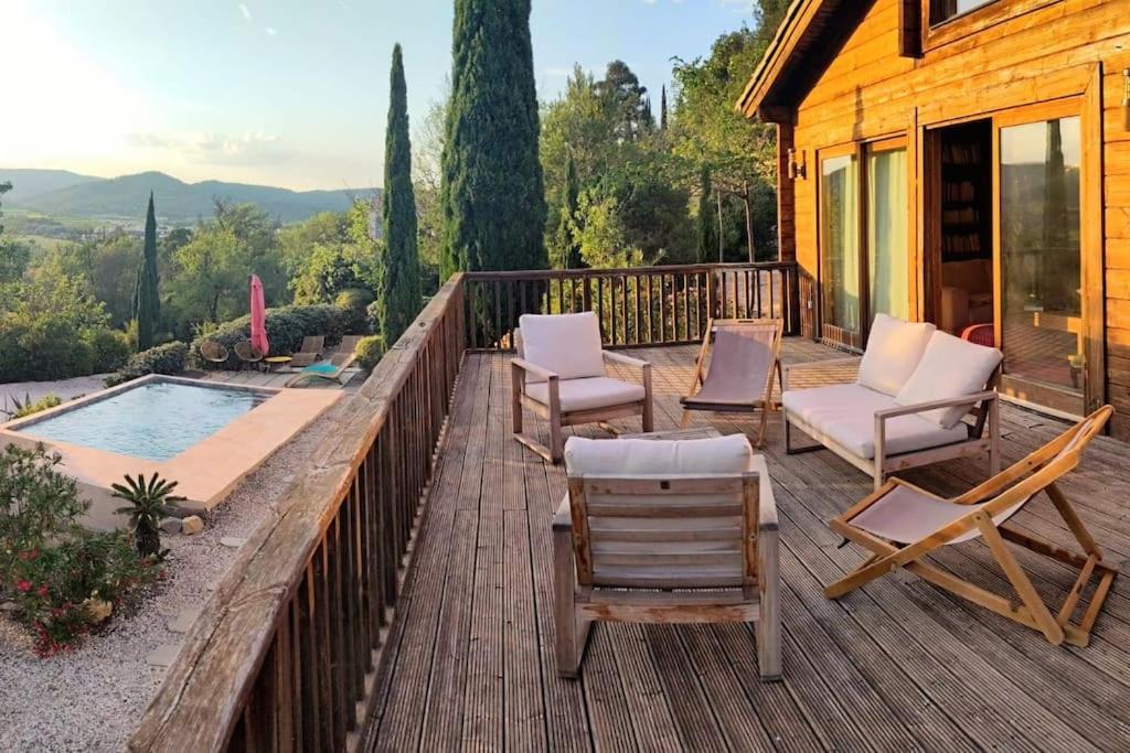 Les cigales magnifique maison en bois avec piscine - Housity