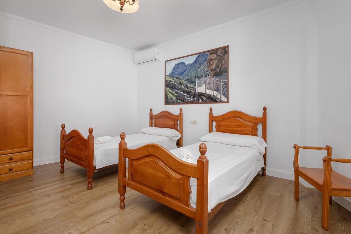 Casa Rural Entrecaminos - Housity