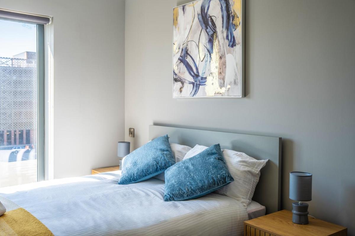 Apt 21 - Modern 2-Bedroom Gem - Housity