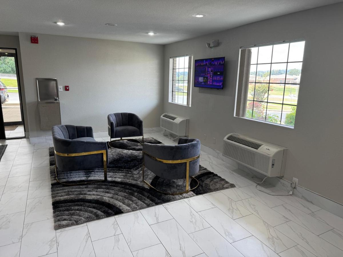 Lakeside Inn - Housity