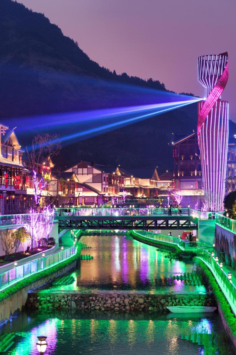 YAN YU JIAN Art Hotel - Hizvo