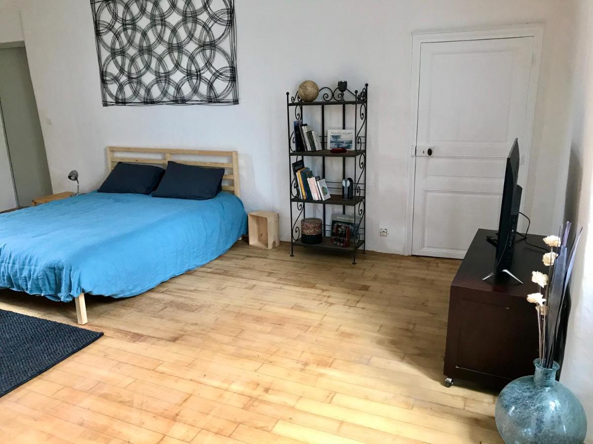 Studio et terrasse au sein d'un manoir XVIIème - Housity