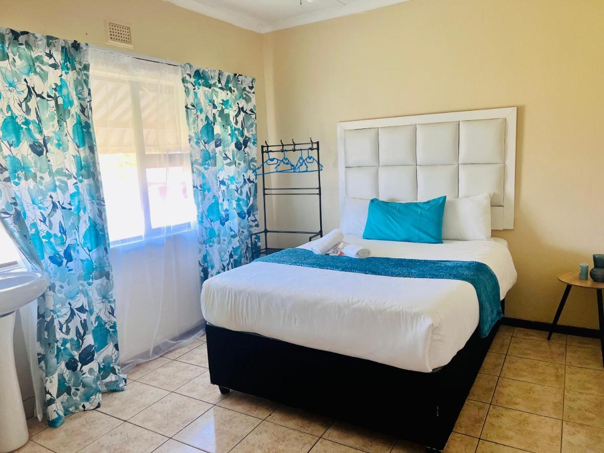 Flamingo B&B - Housity