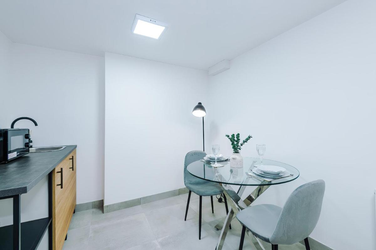 Silver Street Apartments by Staycay - Housity