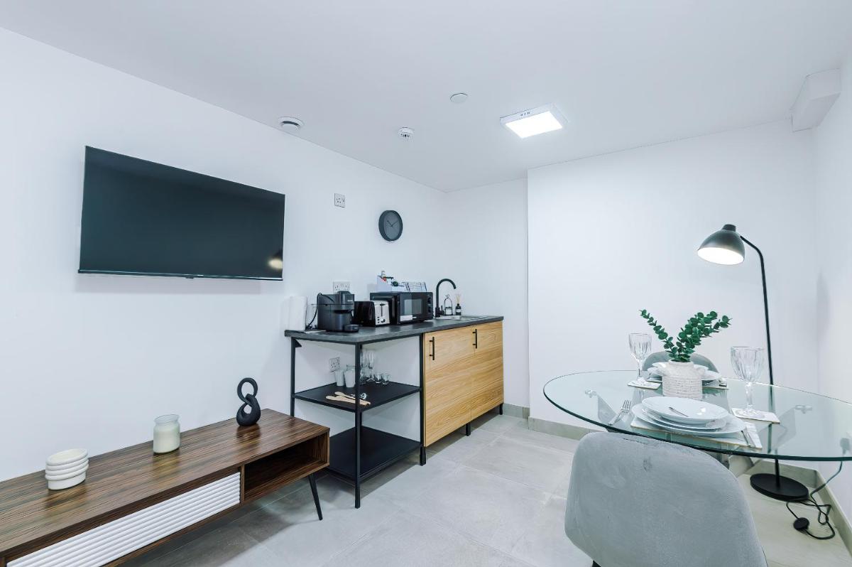 Silver Street Apartments by Staycay - Housity