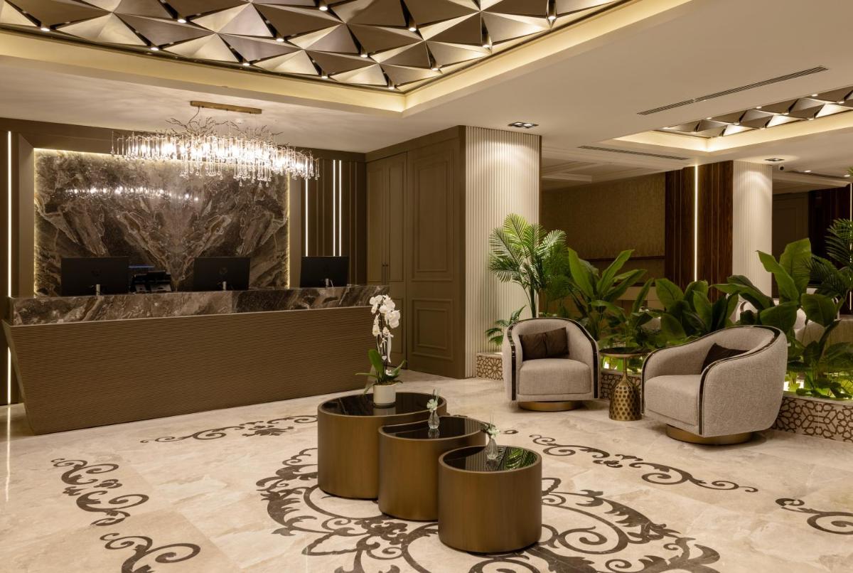 Lilium Hotel & Suites - Housity