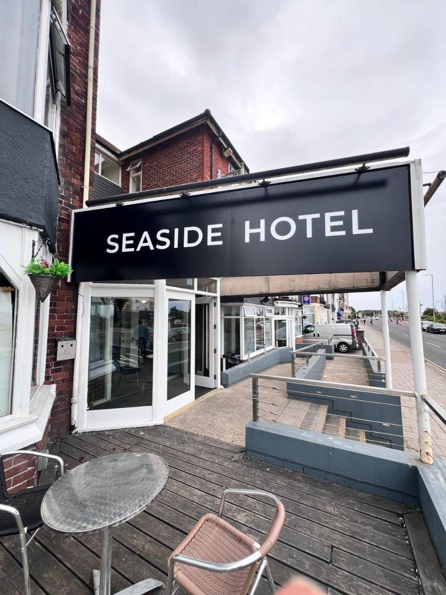Sea Side Hotel - Housity