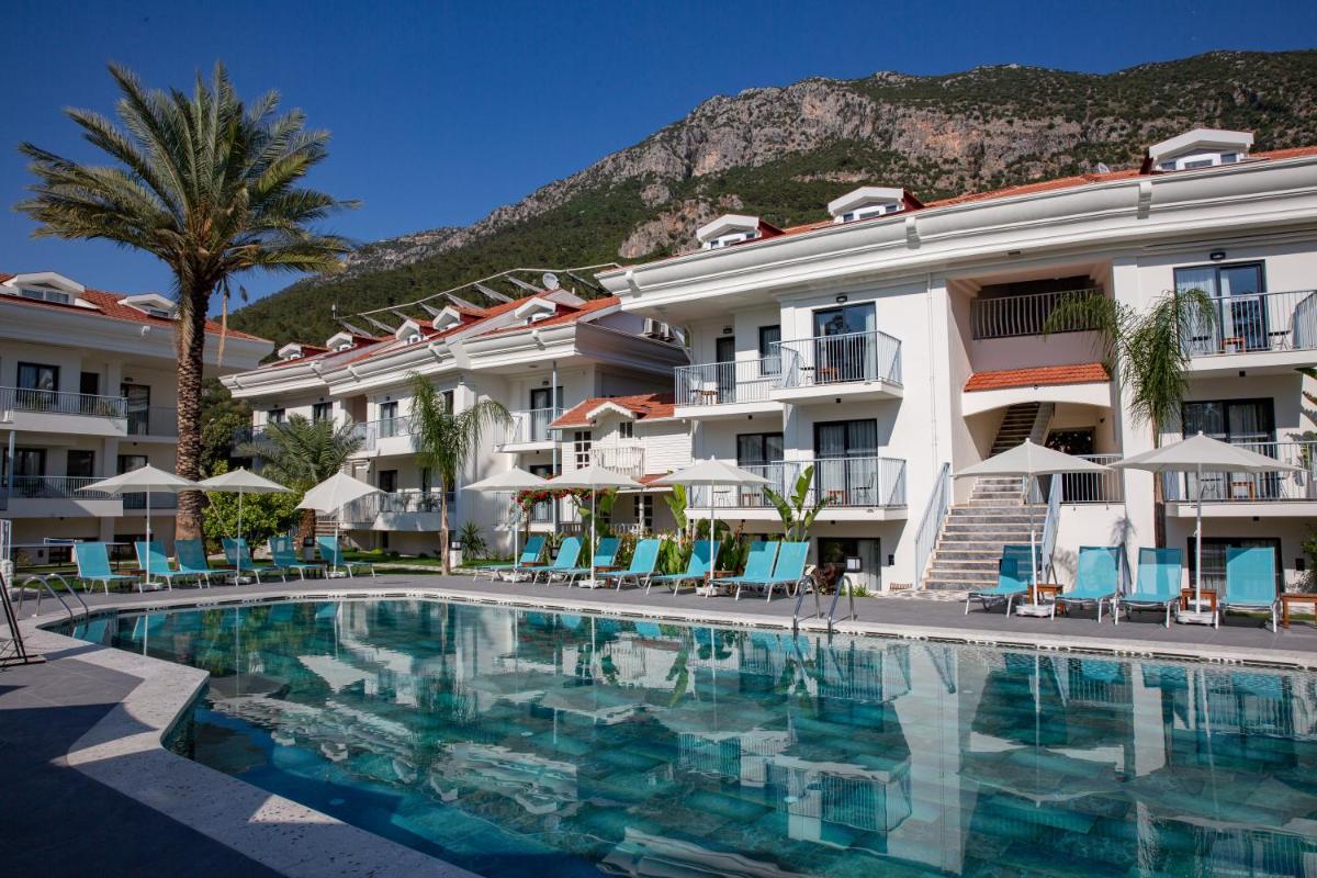 Blue Star Hotel - Hizvo