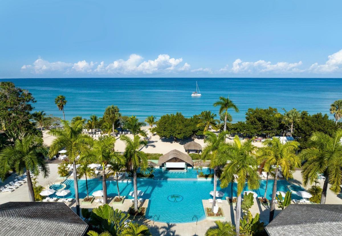 Couples Negril - Housity
