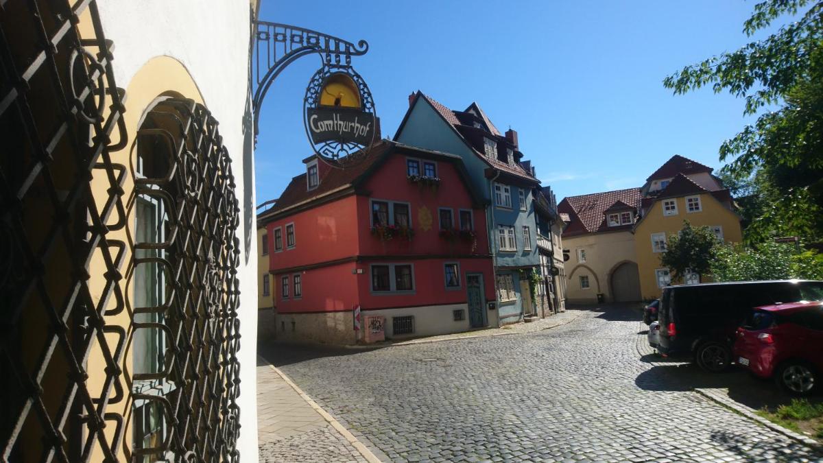 Haus zum kleinen Helm - Housity