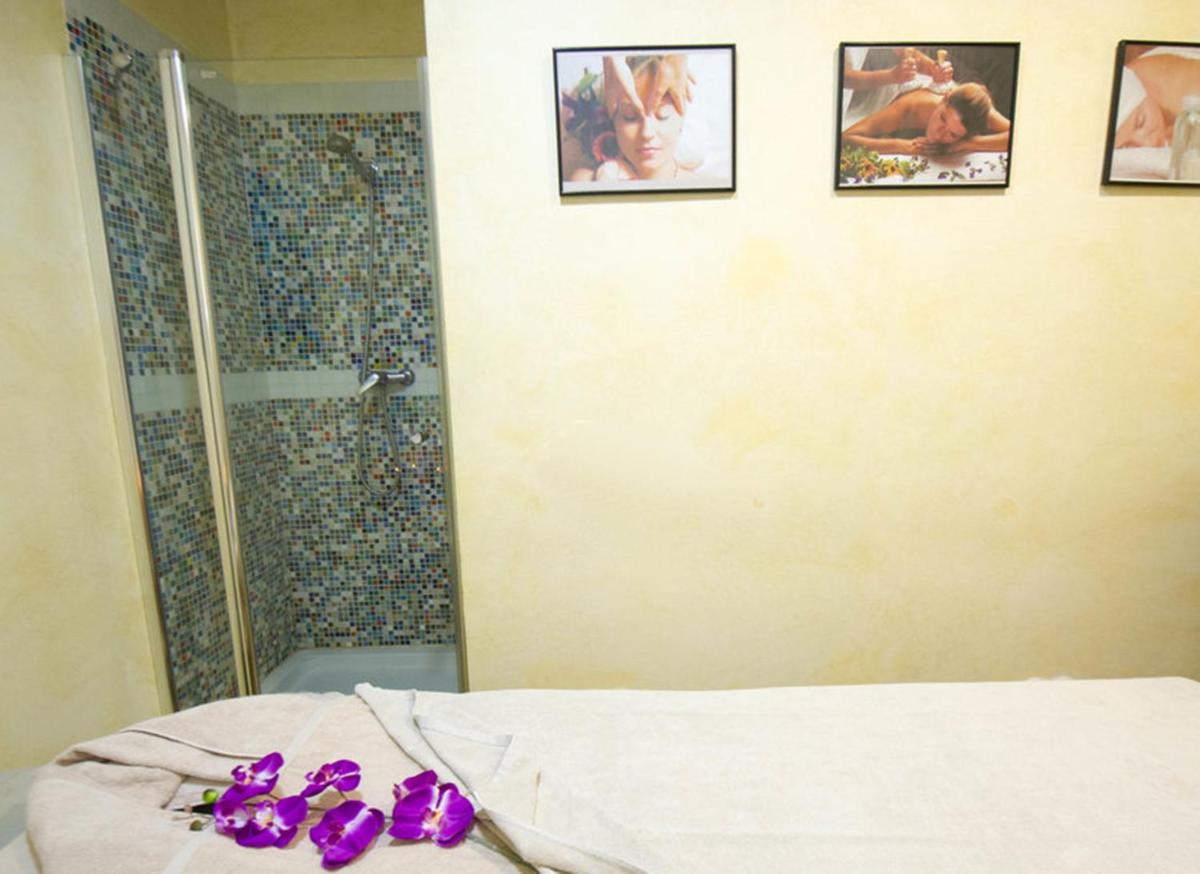 Cama o camas de una habitación en Hotel Comendador