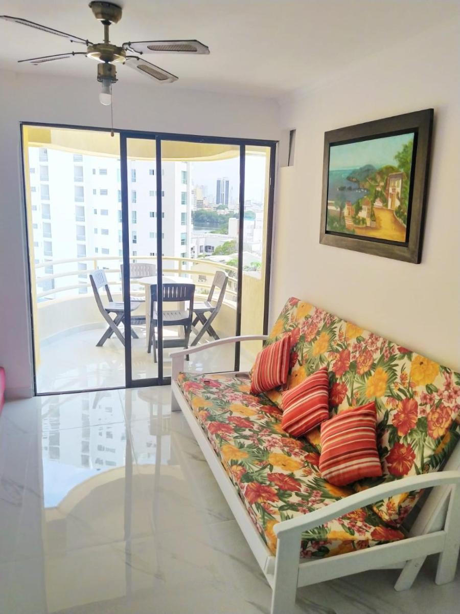Apartamento en Con Vista al Mar y Centro Histórico - P9 - Housity