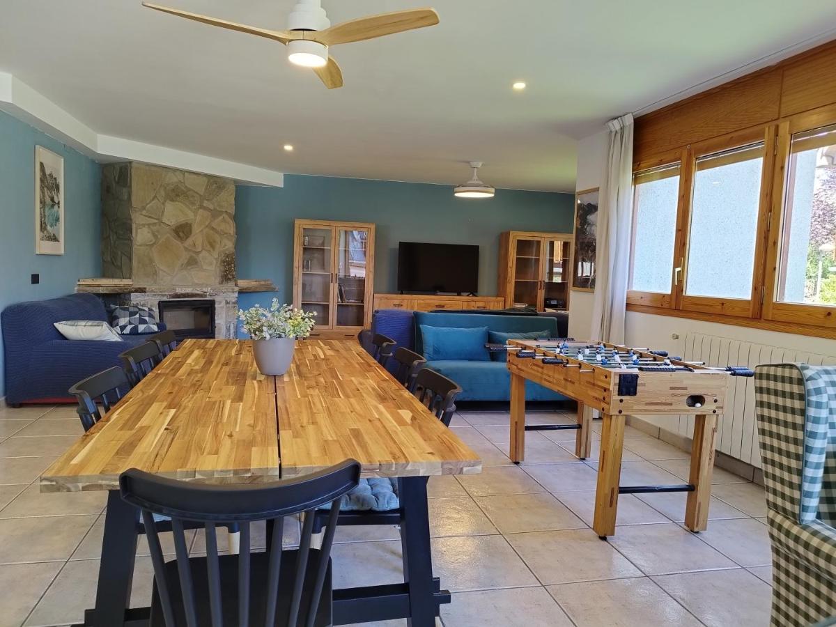 Villa San Lure Jaca - Housity