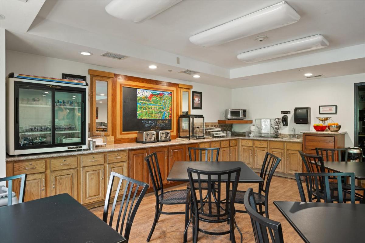 Hotel Glenwood Springs - Housity