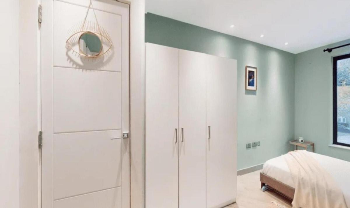 Apartment - Sleeps 2 - Near Tube Stn - Housity