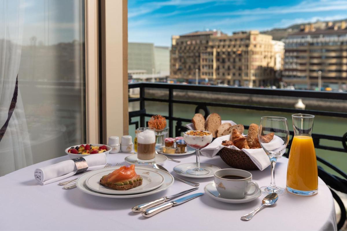 Hotel Maria Cristina, a Luxury Collection Hotel, San Sebastian - Housity