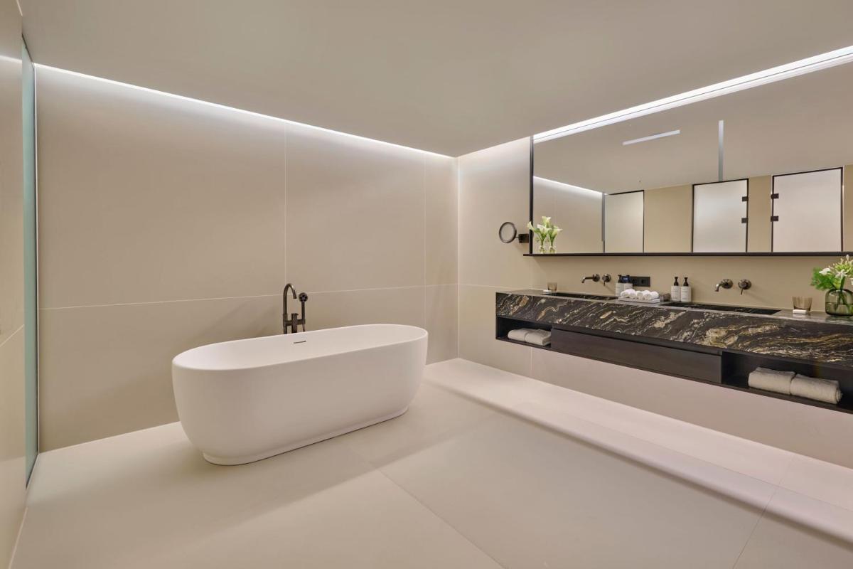 Koenigshof, a Luxury Collection Hotel, Munich - Housity