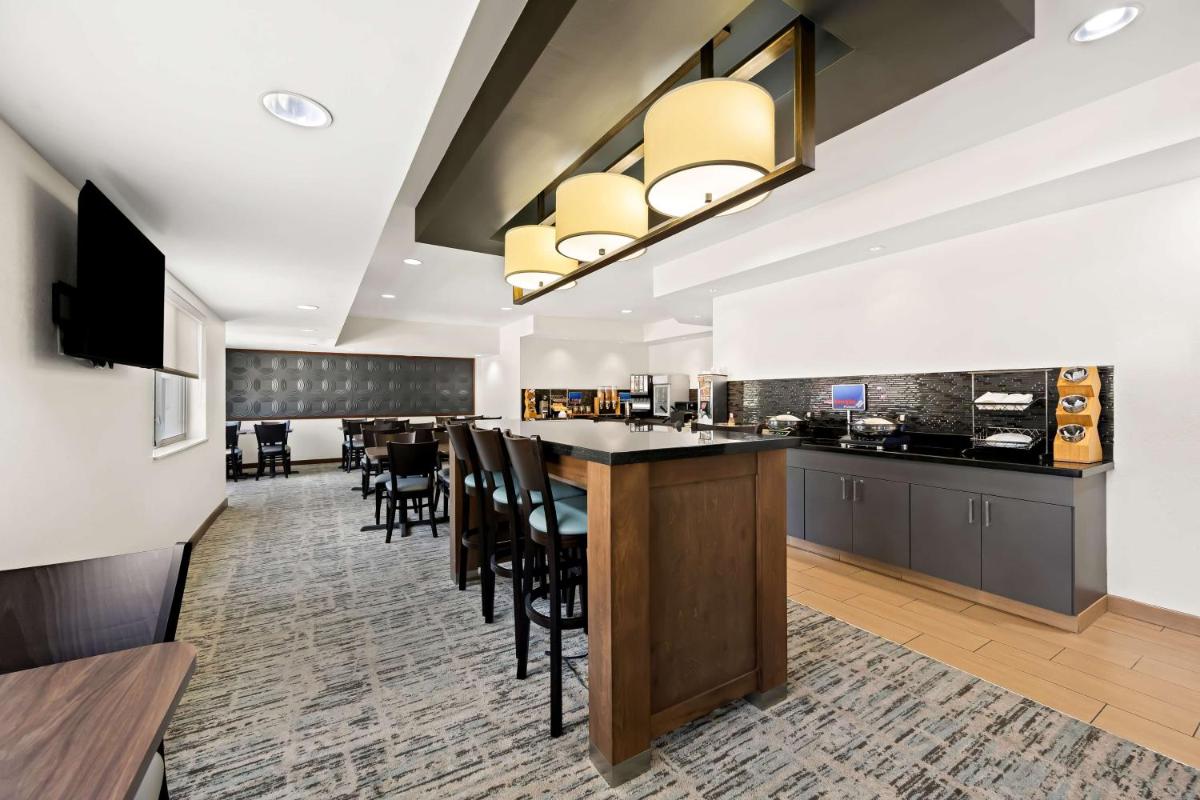 Best Western Bryan College Station - Housity