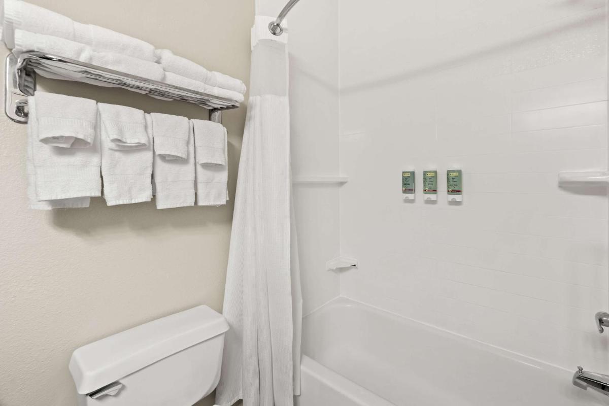 Best Western Bryan College Station - Housity