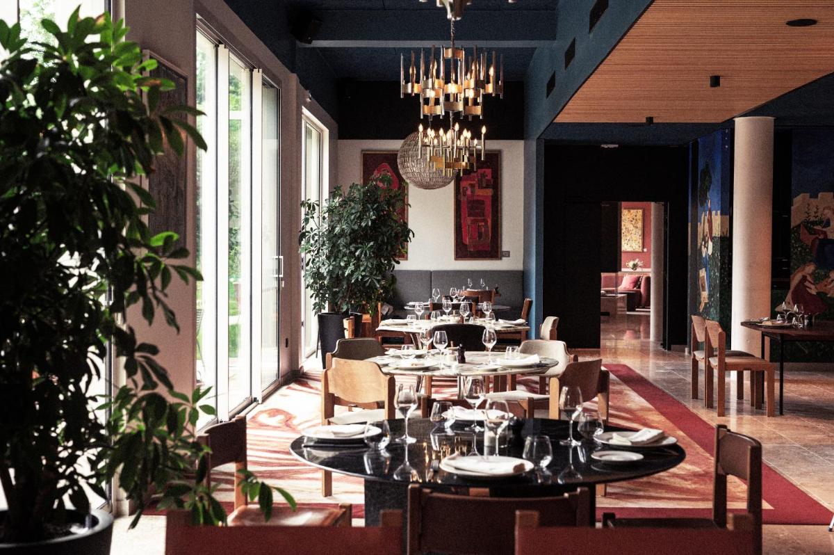 Coin salon dans l'établissement voco Beaune , Cité des Vins by IHG