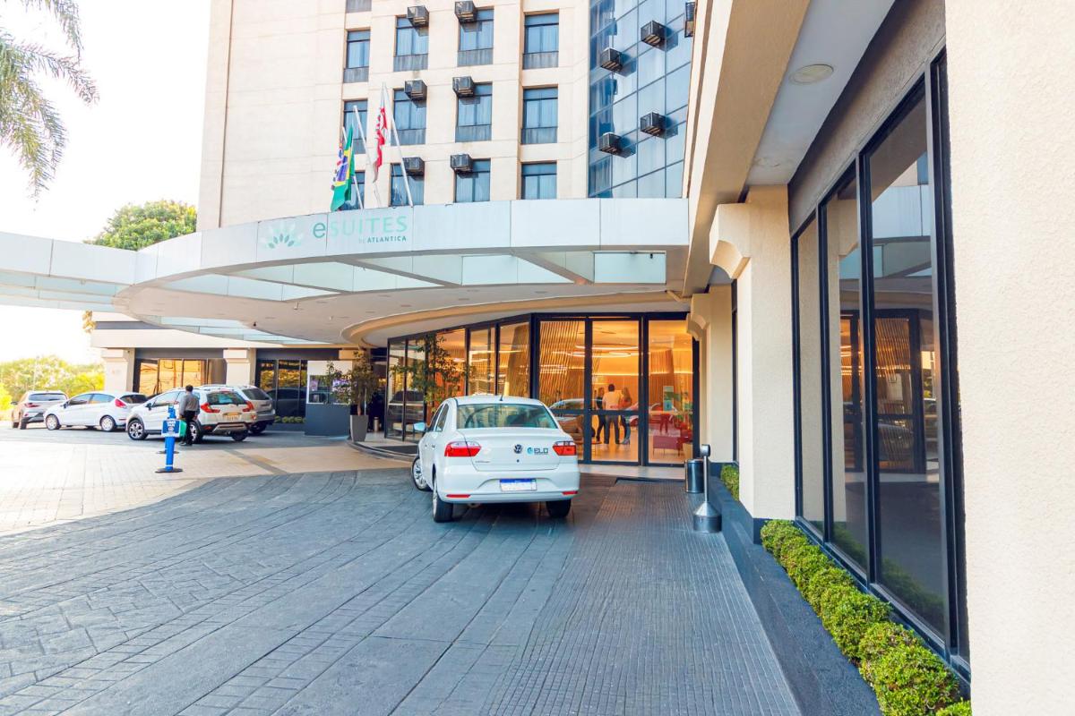 Flat Nobile Congonhas em frente ao aeroporto - H614 - Housity