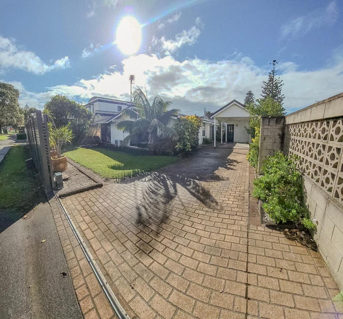 Sandy Toes Holiday Home Orewa - Housity