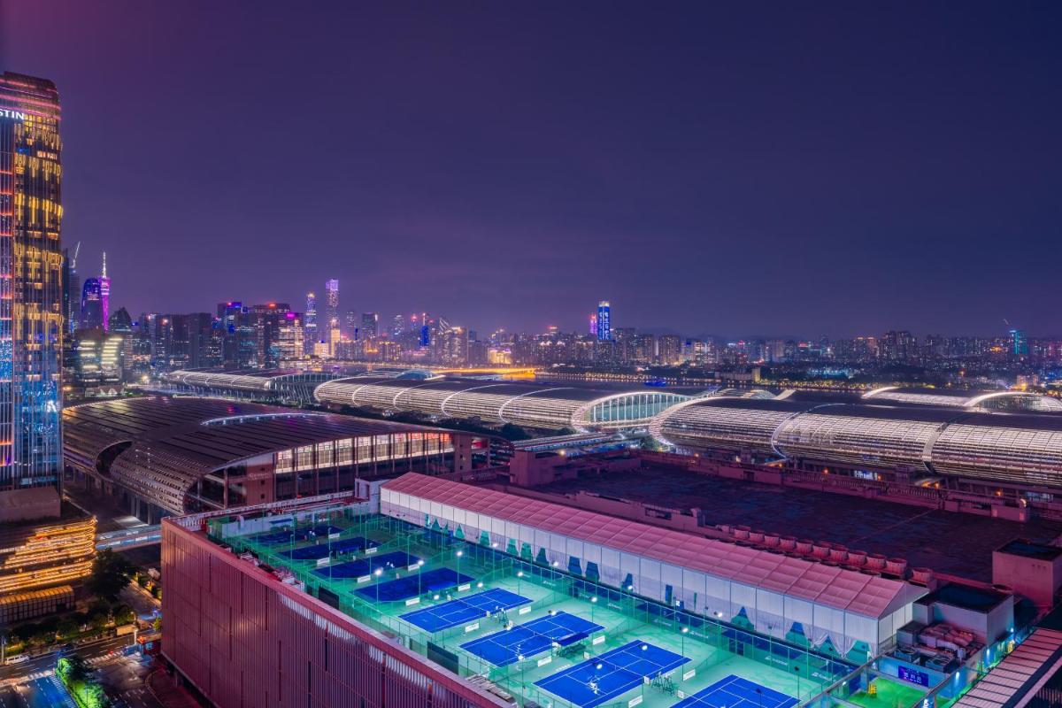 Yicheng Pazhou Poly World Trade Centre Apartment - Housity